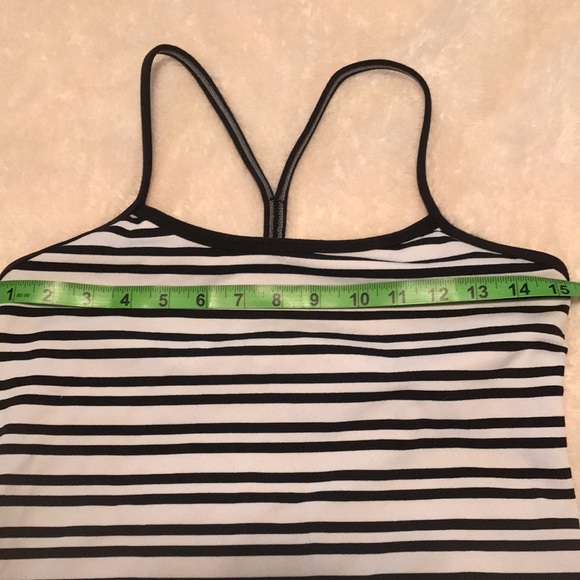 Lululemon tank - Picture 2 of 4
